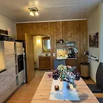 Apartment Charlys Bleibe Gastunterkunft Inmitten Der Uehlingen-Birkendorf