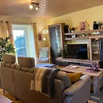 Apartment Charlys Bleibe Gastunterkunft Inmitten Der